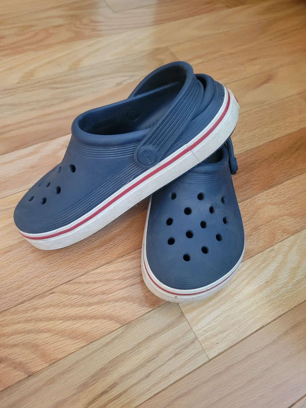 CROCS Kids Navy Off Court Clogs Navy with Red Stripe | 13